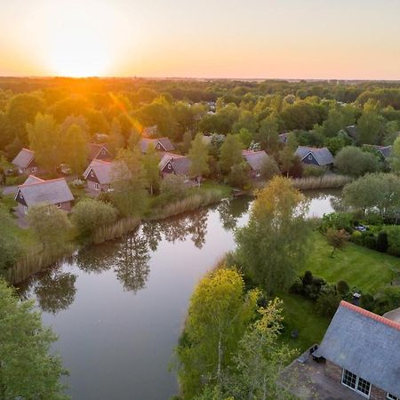 Villapark De Weerribben Paasloo 외부 사진