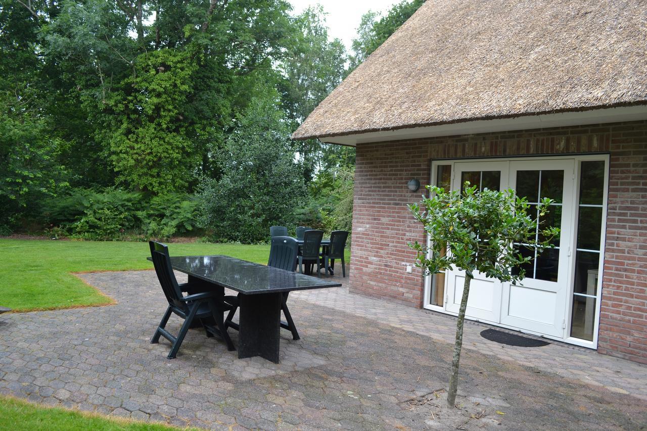 Villapark De Weerribben Paasloo 외부 사진